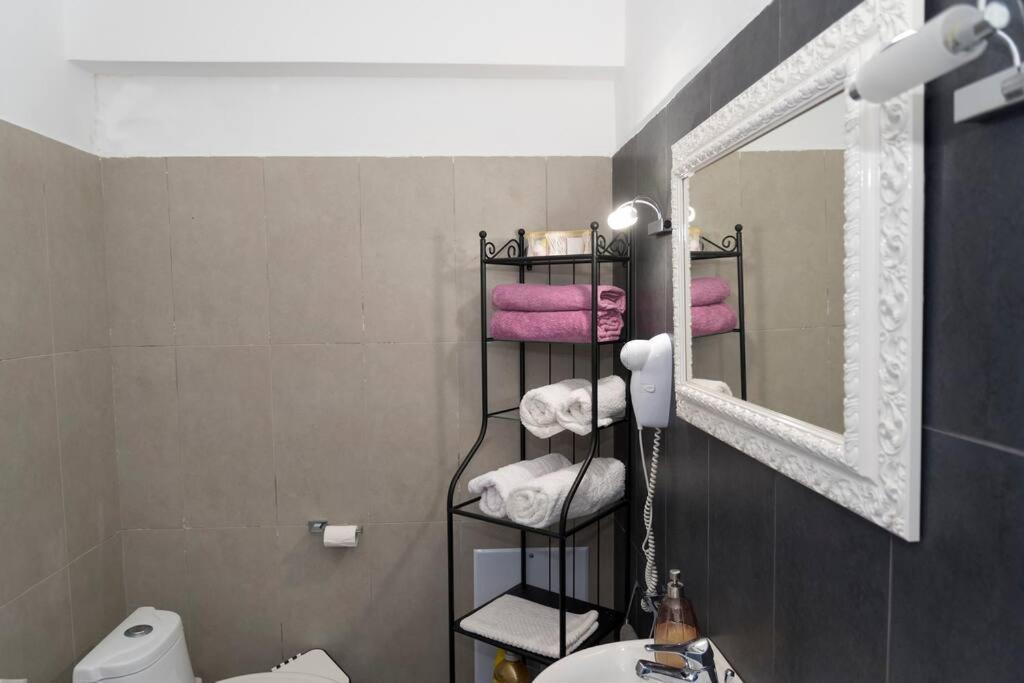Uno Beachfront Suite Livadia  Exterior foto